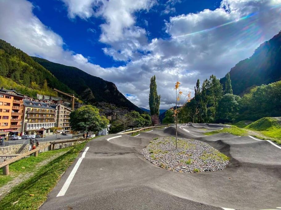 Iconic - A Pie De Pistas En 1 Minuto - Terraza Con Vistas Al Valle Arinsal - Parking Gratis L By Bonesvacances Extérieur photo