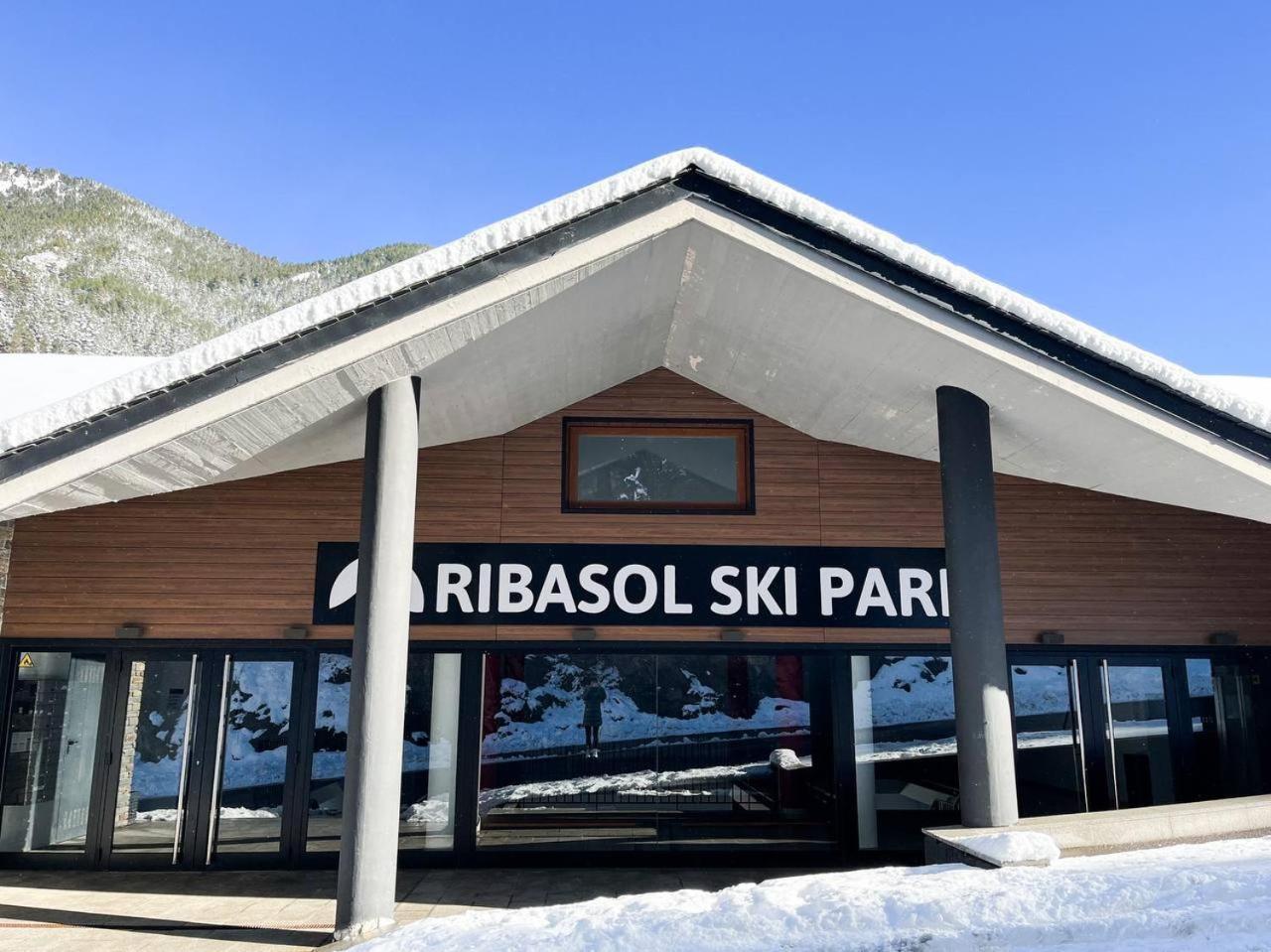 Iconic - A Pie De Pistas En 1 Minuto - Terraza Con Vistas Al Valle Arinsal - Parking Gratis L By Bonesvacances Extérieur photo