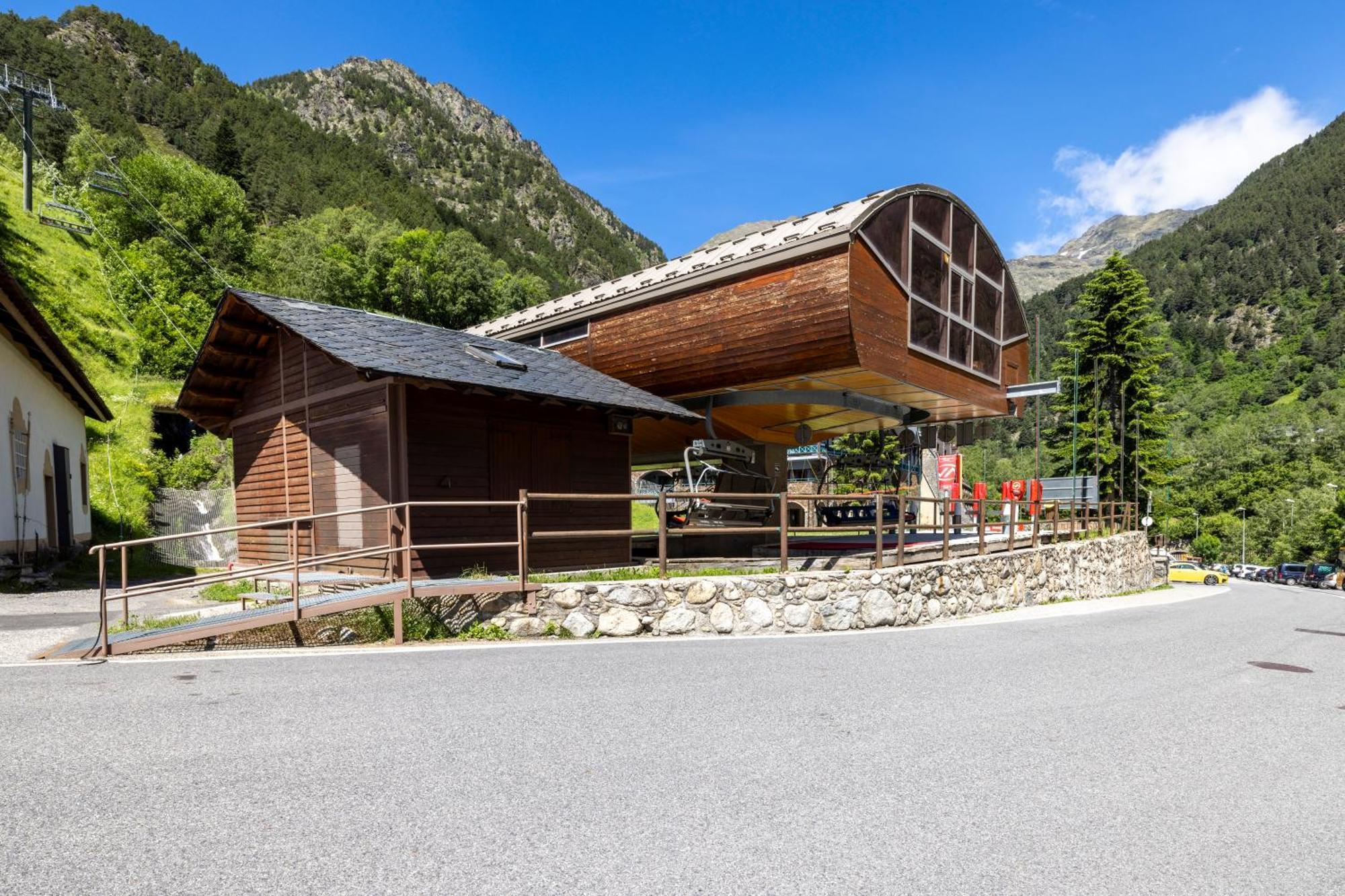 Iconic - A Pie De Pistas En 1 Minuto - Terraza Con Vistas Al Valle Arinsal - Parking Gratis L By Bonesvacances Extérieur photo